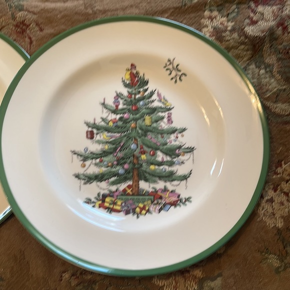 8 Spode Christmas tree dinner & 8 salad plates, 40 dinner & 20 guest towels - Picture 6 of 9